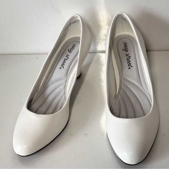 Easy Street Fabulous Comfort Pump - Picture 4 of 8